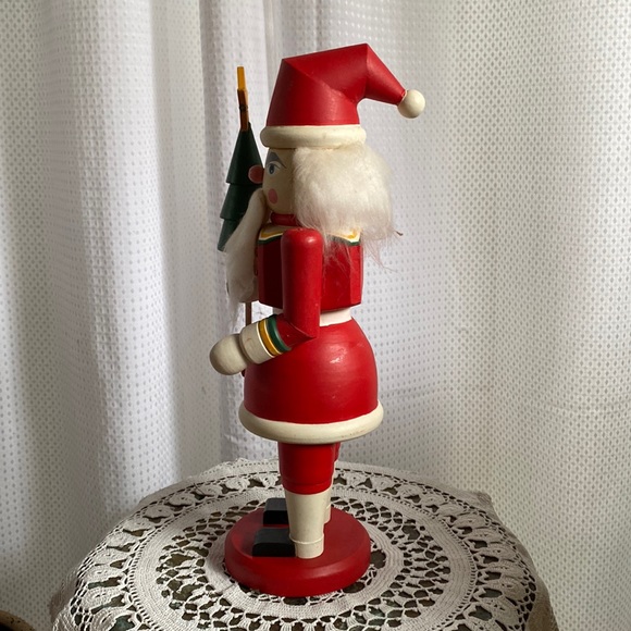 1980’s Vintage Santa Wooden Nutcracker - Picture 4 of 4
